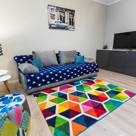 Travel Homzzz Central Apartments - Tusnad Targu Mures Ngoại thất bức ảnh