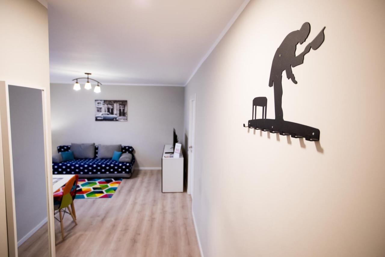 Travel Homzzz Central Apartments - Tusnad Targu Mures Ngoại thất bức ảnh