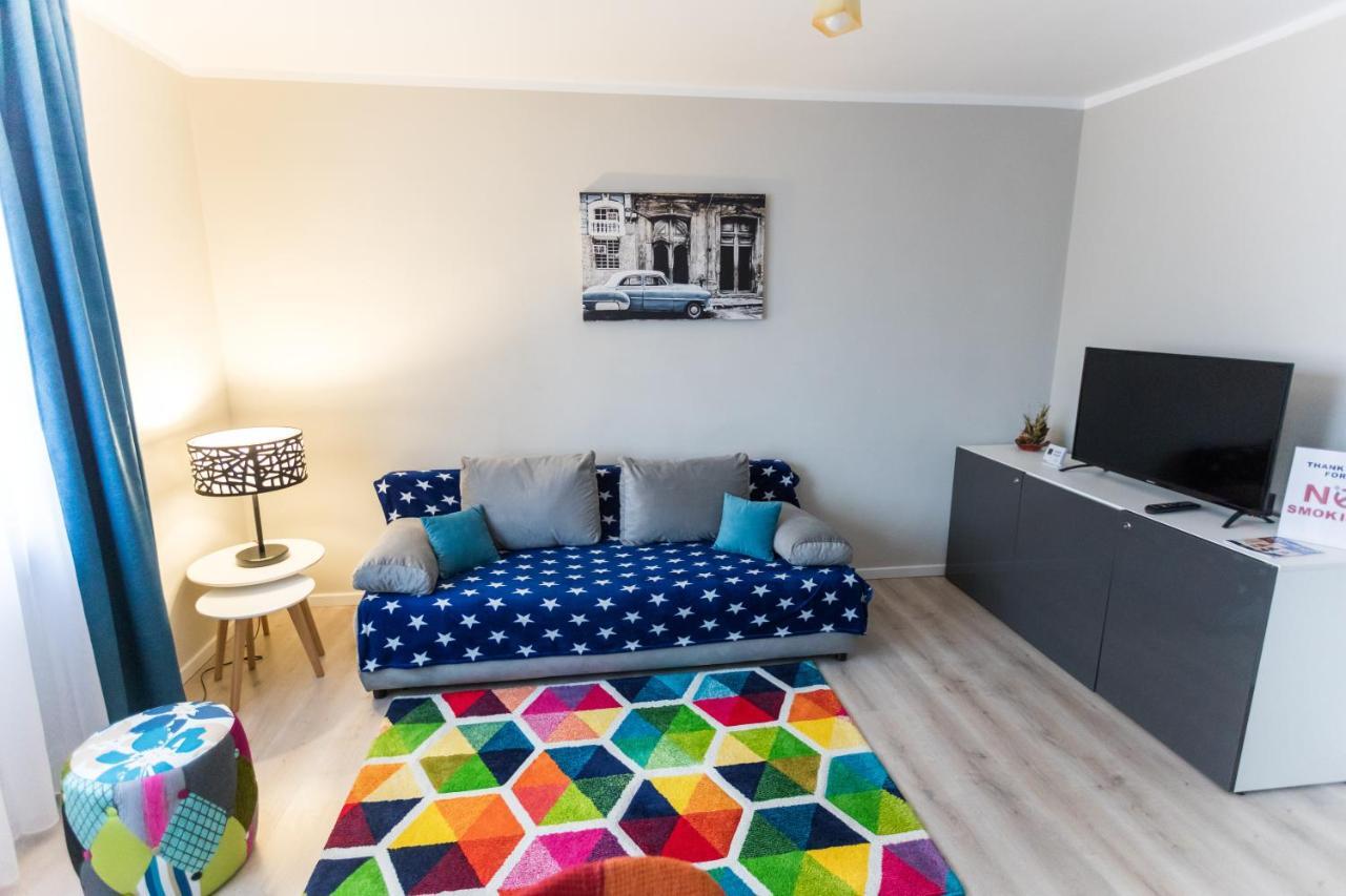 Travel Homzzz Central Apartments - Tusnad Targu Mures Ngoại thất bức ảnh